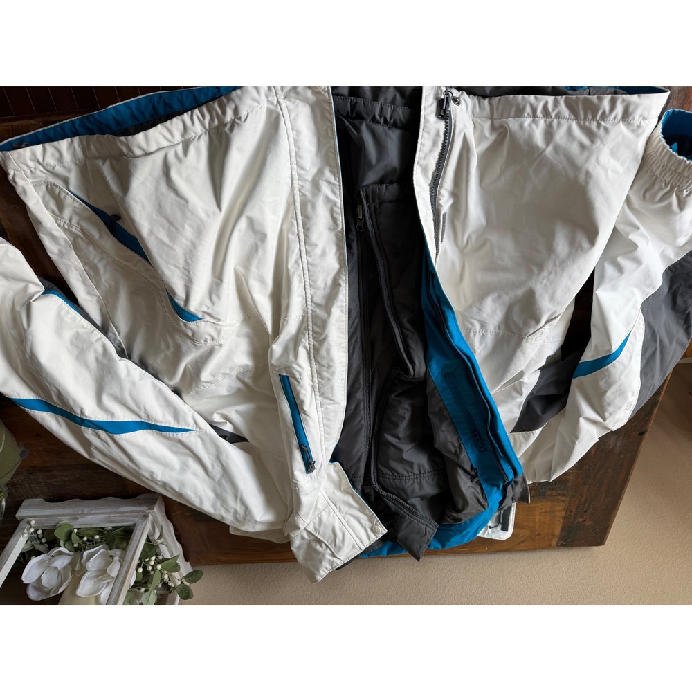 Mens Columbia GRT 2XL Jacket with liner Omnitech hooded